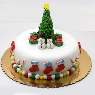 Christmas Tree Fondant Cake