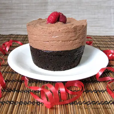 Chocolate Mousse Mini Cake