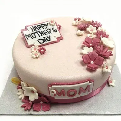 Strawberry Flower Cake for Mom