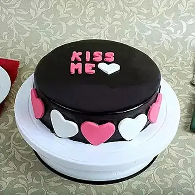 Kiss Me Cake 