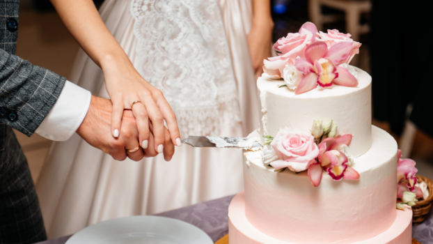 Top 10 Engagement Cakes to Celebrate Your Special Moment