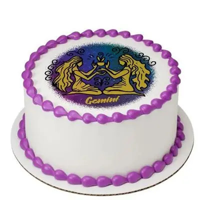 Round Birthday Ice Cream Cake: Carvel Cake Shop