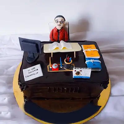 Birthday Cake for Telecom Engineer 👨‍🔧🔌⚡📞🗼 . . . #telecomengineer  #cakeforengineer #engineercake #cakeforhim #cakeformen #cakefordad… |  Instagram