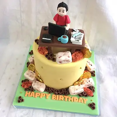 Moon Art - Businessman cake 🏦☕🏦 Dad birthday 🎉🕶🎉 Whipped... | Facebook